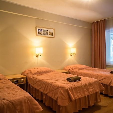 Hostel Wiselka Warsaw Ngoại thất bức ảnh